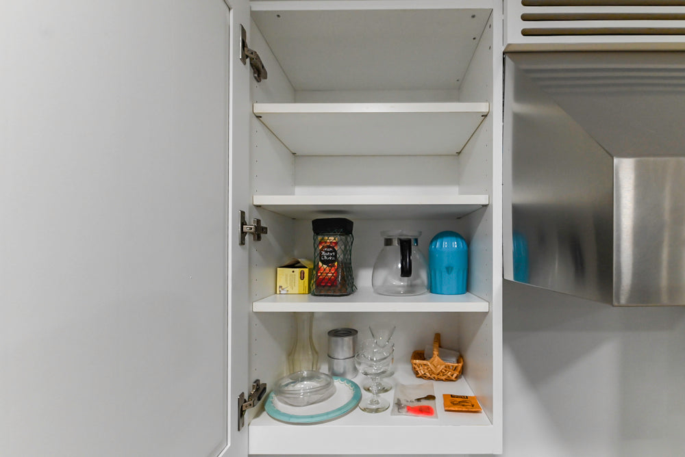 Heritage Transitional White Kitchen with Island and Stainless Steel Appliances