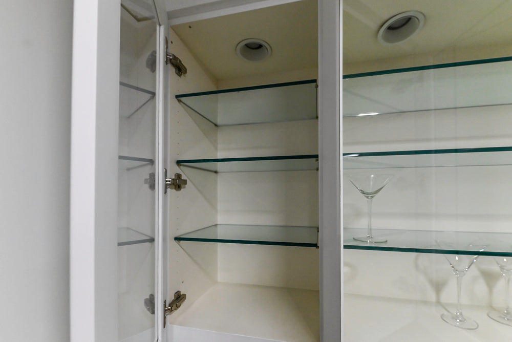 Heritage Transitional White Kitchen with Island and Stainless Steel Appliances