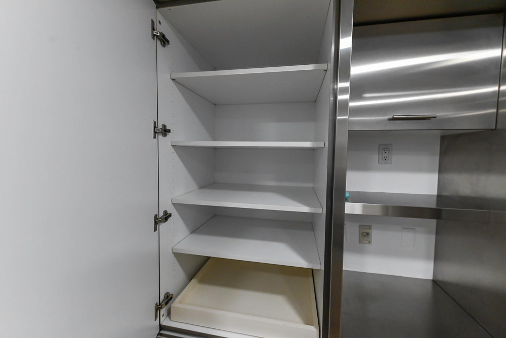 Heritage Transitional White Kitchen with Island and Stainless Steel Appliances