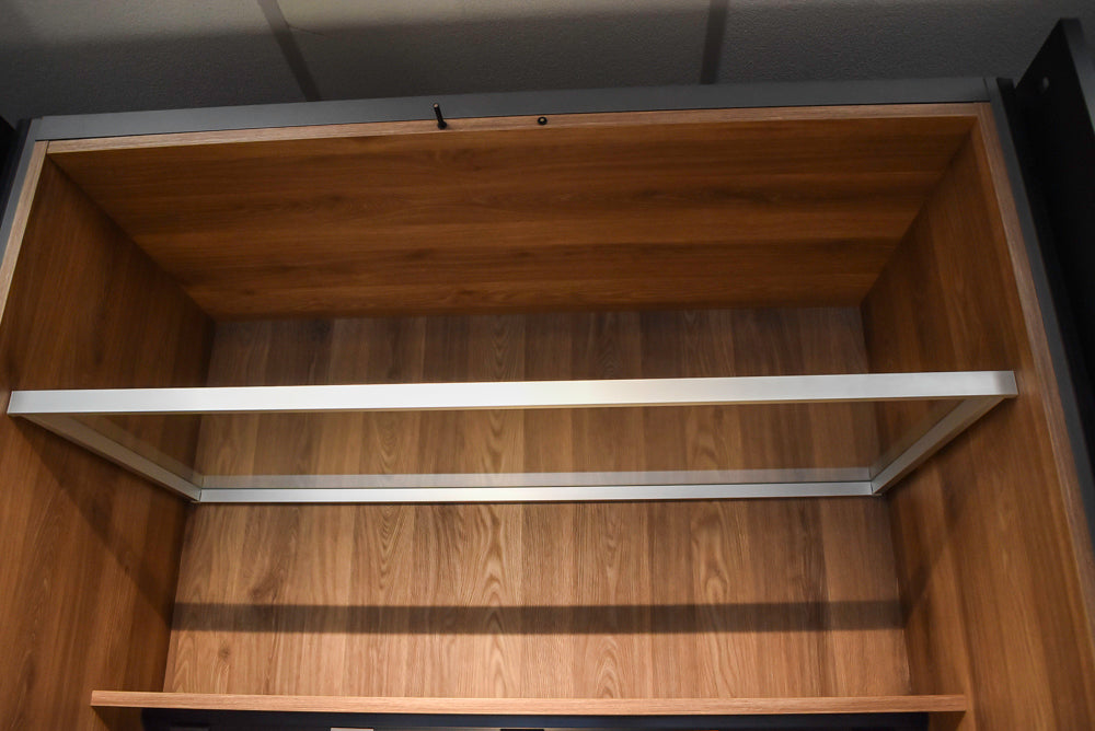 Doimo Cucine Modern Two-Tone Kitchen with Grey Island