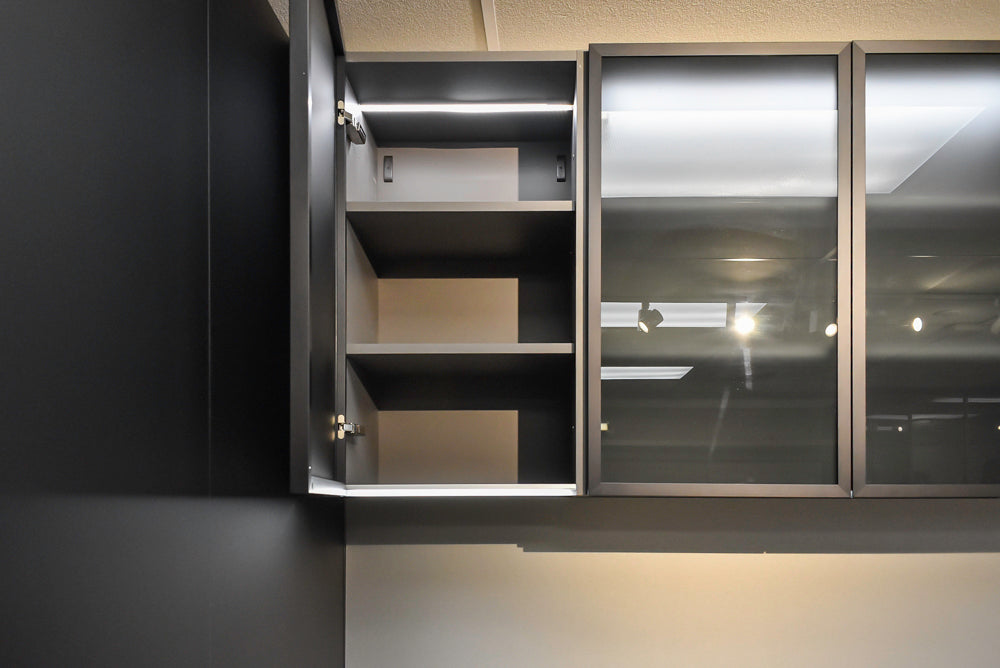 Doimo Cucine Modern Two-Tone Kitchen with Grey Island