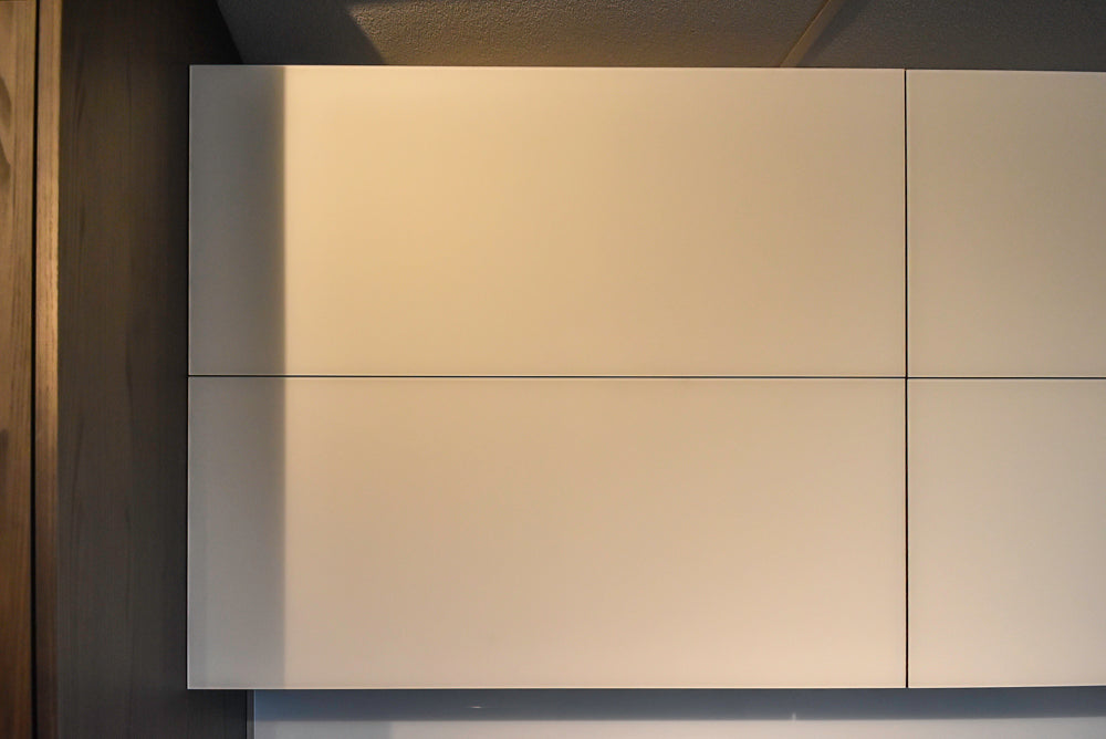 Doimo Cucine Modern Two-Tone Kitchen with Black Island