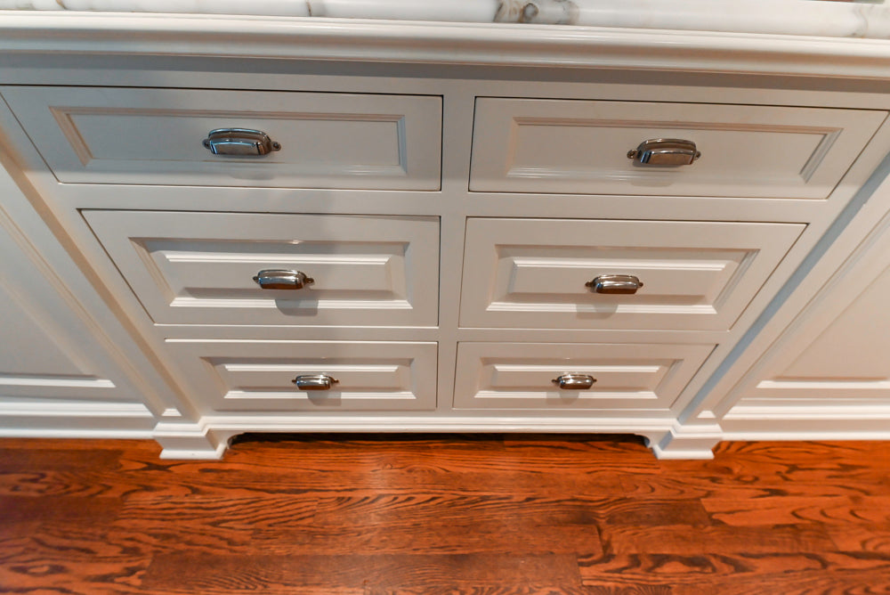 Pristine Premier: Traditional White Kitchen with Marble Island & Appliances