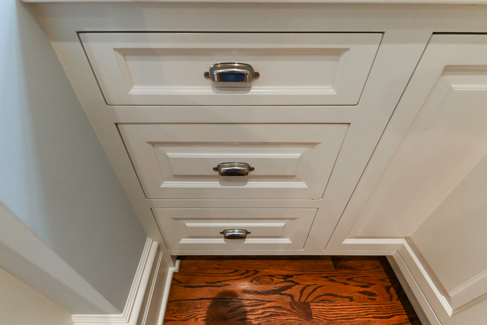 Pristine Premier: Traditional White Kitchen with Marble Island & Appliances