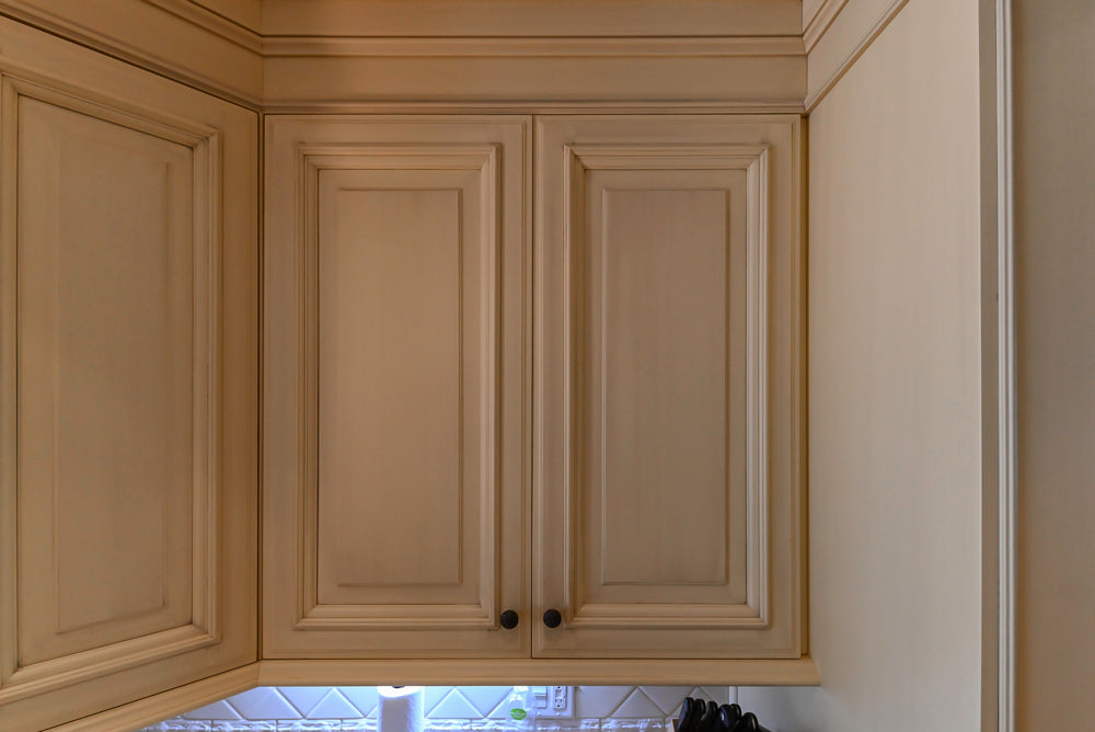 Wood-Mode Wistful: Traditional Cream Wooden Cabinet Kitchen