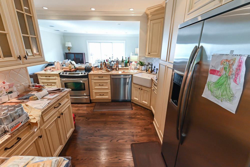 Wood-Mode Traditional Cream Wooden Cabinet Pre-Owned Kitchen and Appliances