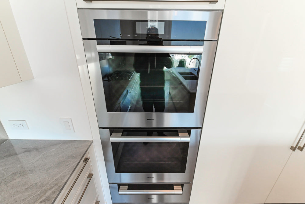 Aran Cucine Modern Glossy White Kitchen with Island, Marble Countertops & Miele Appliances