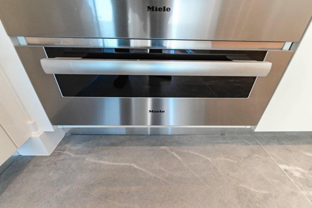 Aran Cucine Modern Glossy White Kitchen with Island, Marble Countertops & Miele Appliances