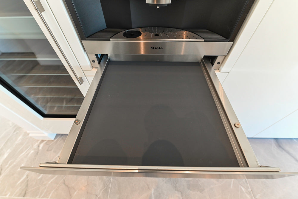 Aran Cucine Modern Glossy White Kitchen with Island, Marble Countertops & Miele Appliances