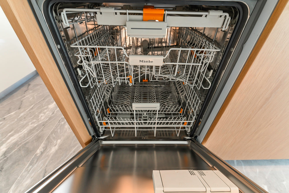 Aran Cucine Modern Glossy White Kitchen with Island, Marble Countertops & Miele Appliances