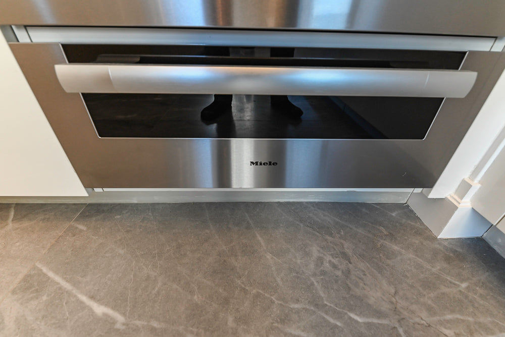 Aran Cucine Modern Glossy White Kitchen with Island, Marble Countertops & Miele Appliances