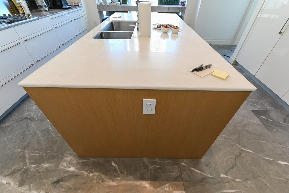 Modern Glossy White Kitchen with Island, Marble Countertops & Miele Appliances