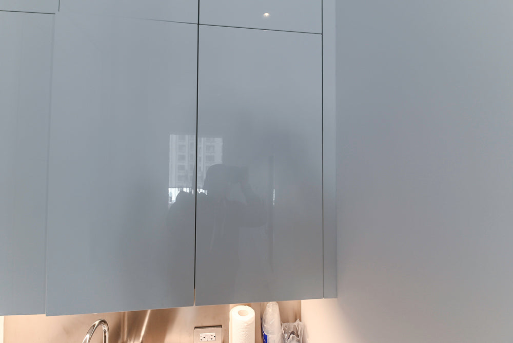 Modern Glossy White Wet Bar with Marble Countertops