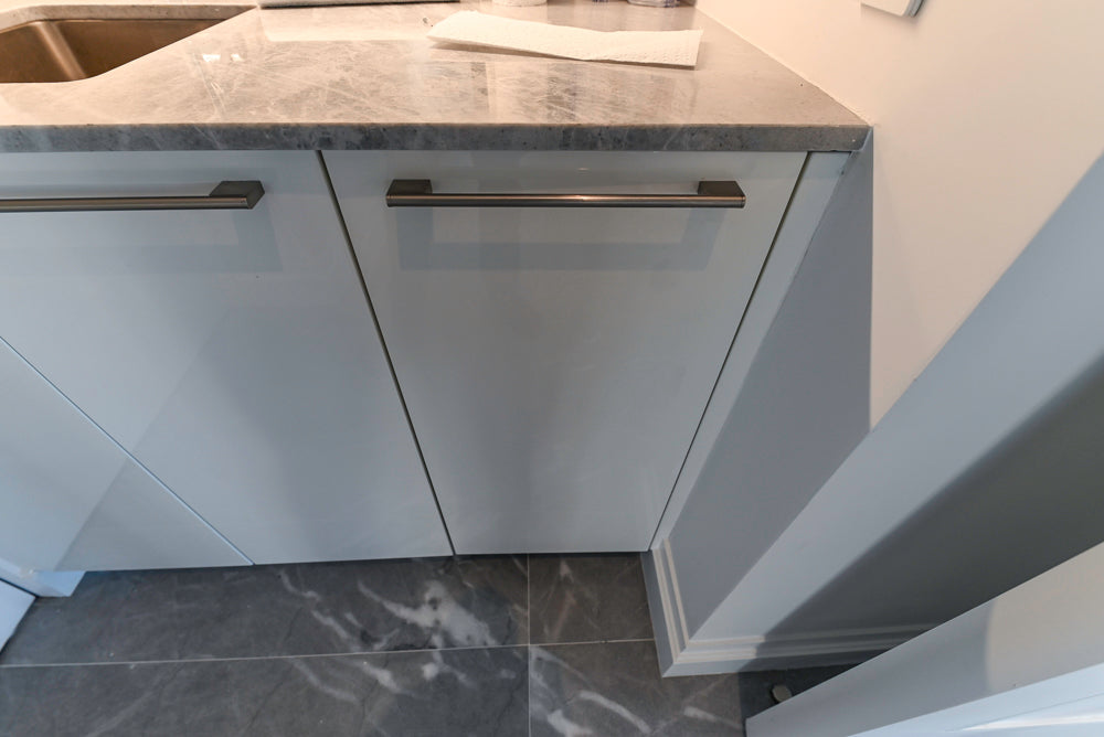 Modern Glossy White Wet Bar with Marble Countertops