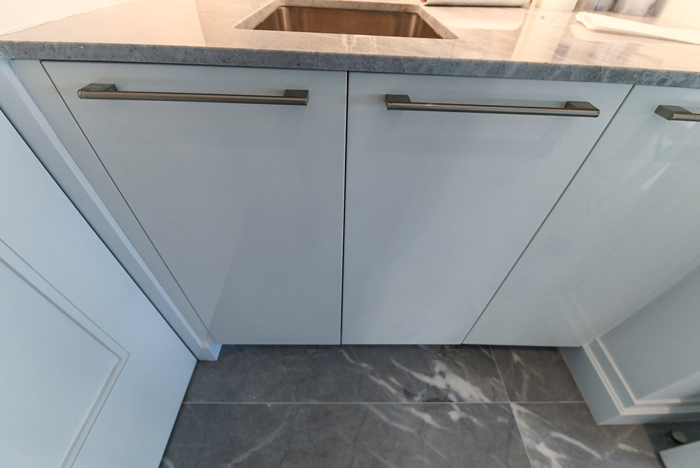 Modern Glossy White Wet Bar with Marble Countertops
