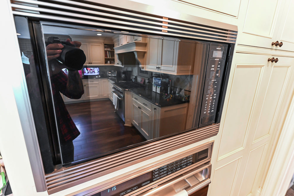 Large Traditional Cream White Kitchen with Granite Island