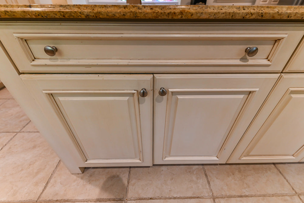 Superior Woodcraft Traditional Cream Kitchen with Island & Butler's Pantry
