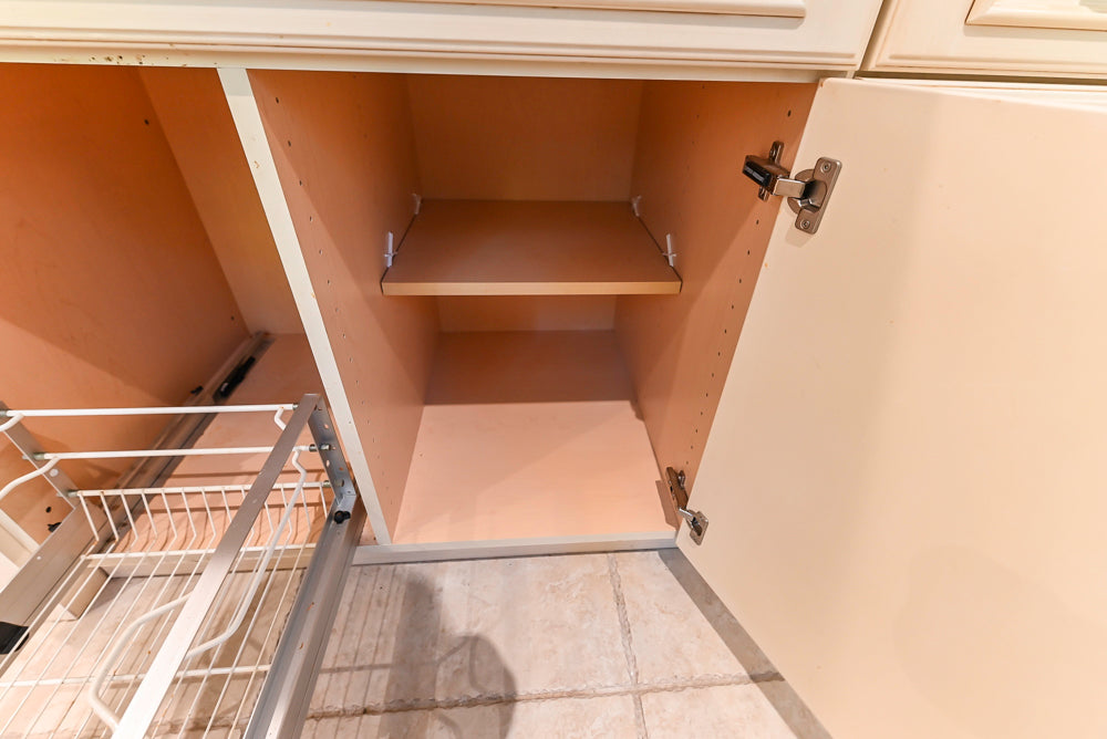 Superior Woodcraft Traditional Cream Kitchen with Island & Butler's Pantry