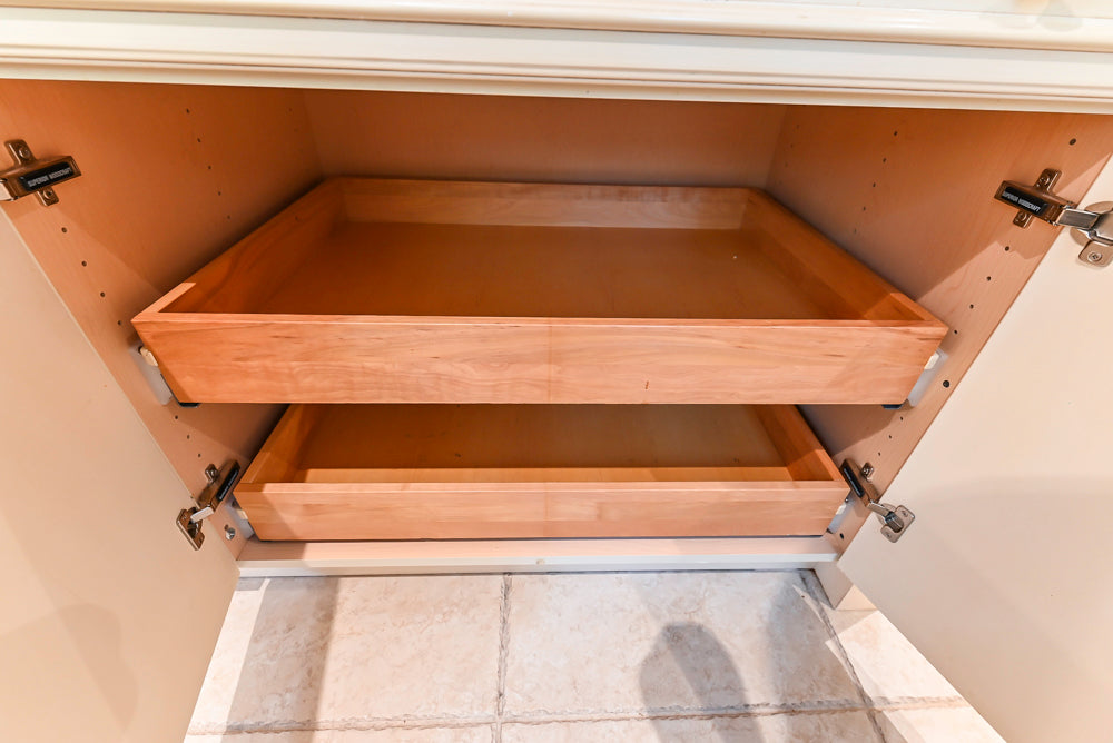 Superior Woodcraft Traditional Cream Kitchen with Island & Butler's Pantry