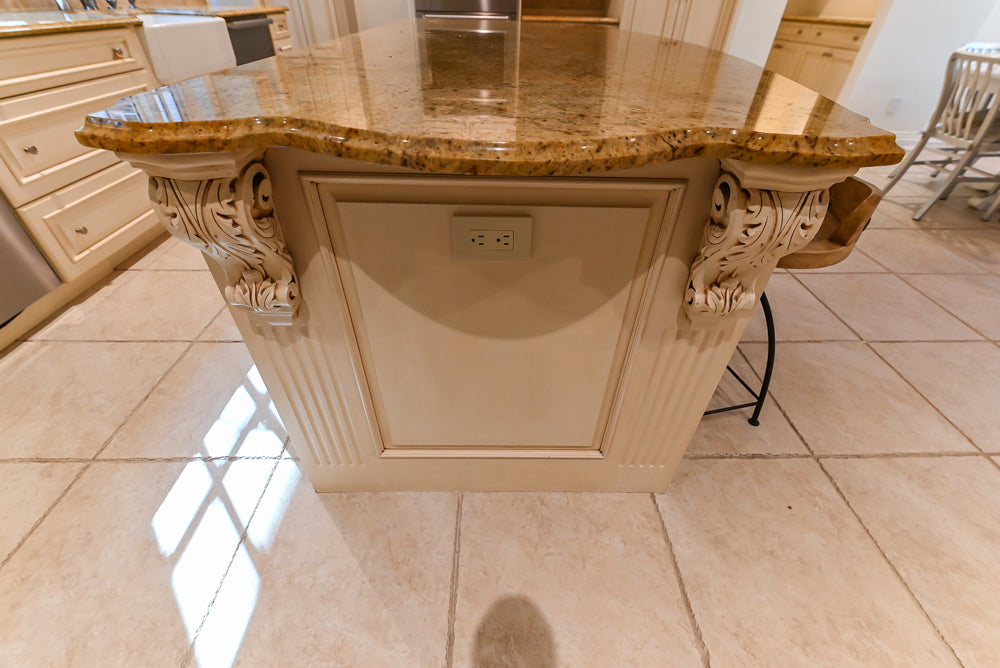 Superior Woodcraft Traditional Cream Kitchen with Island & Butler's Pantry