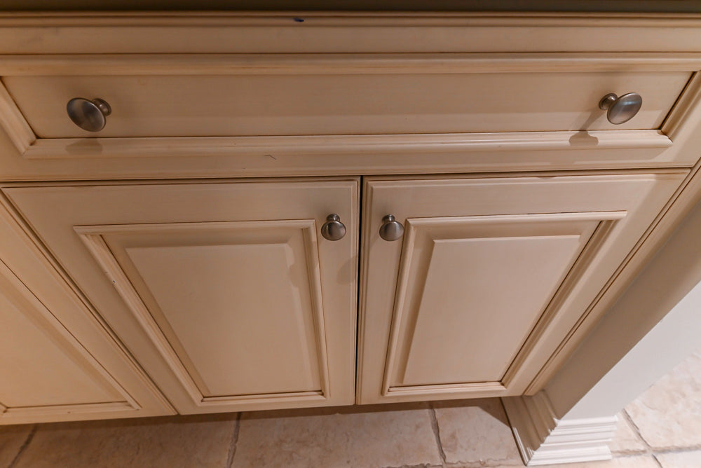 Superior Woodcraft Traditional Cream Kitchen with Island & Butler's Pantry