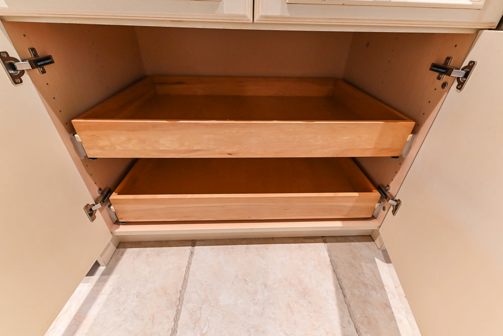 Superior Woodcraft Traditional Cream Kitchen with Island & Butler's Pantry