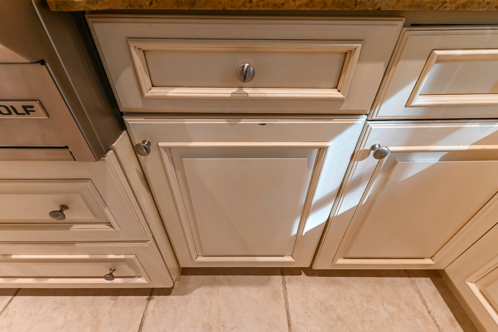 Superior Woodcraft Traditional Cream Kitchen with Island & Butler's Pantry