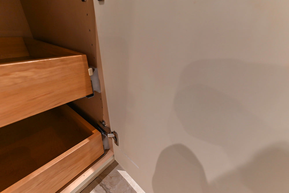 Superior Woodcraft Traditional Cream Kitchen with Island & Butler's Pantry