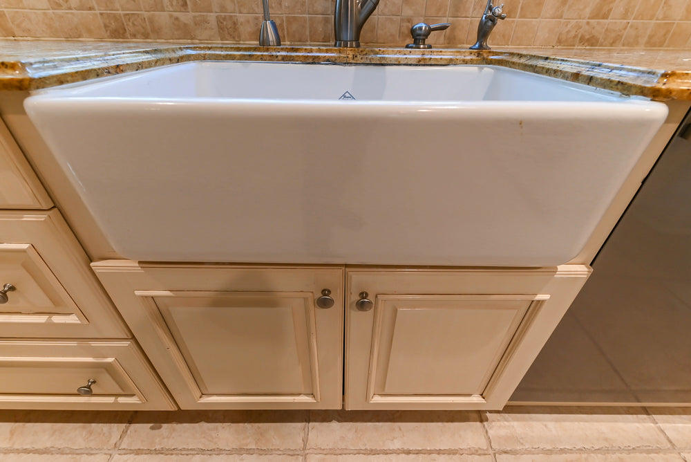 Superior Woodcraft Traditional Cream Kitchen with Island & Butler's Pantry