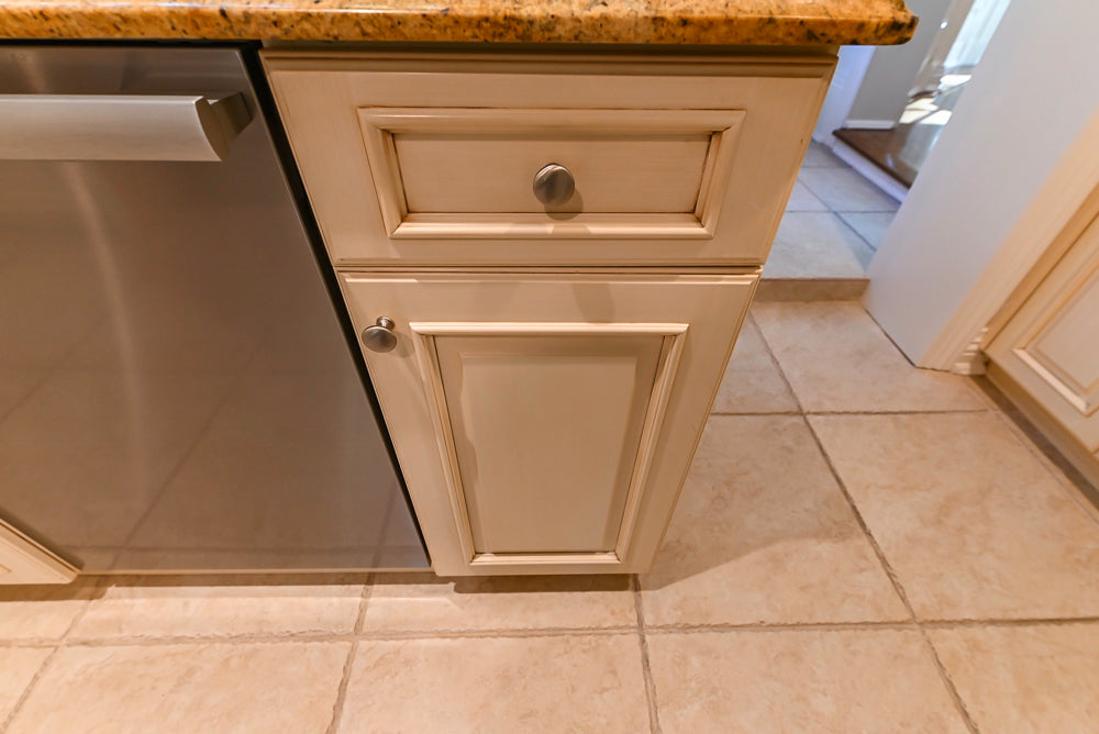 Superior Woodcraft Traditional Cream Kitchen with Island & Butler's Pantry