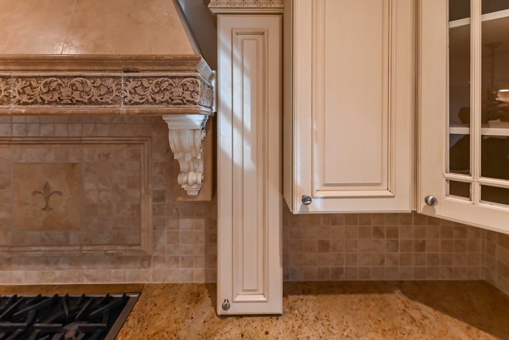 Superior Woodcraft Traditional Cream Kitchen with Island & Butler's Pantry