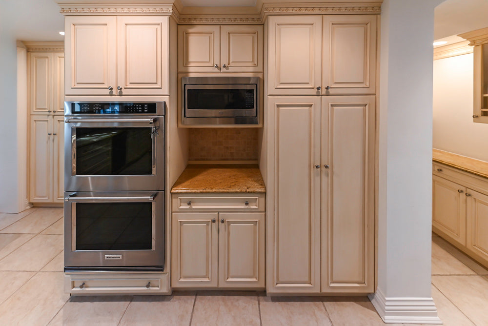 Superior Woodcraft Traditional Cream Kitchen with Island & Butler's Pantry