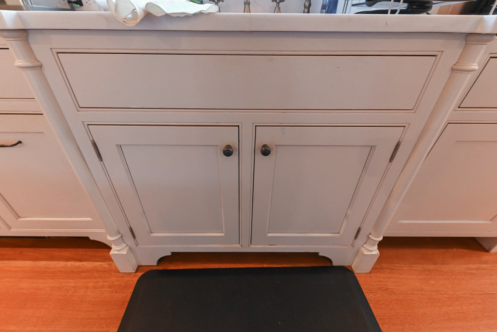 Traditional Large White Kitchen with Island, Desk Area & Appliances