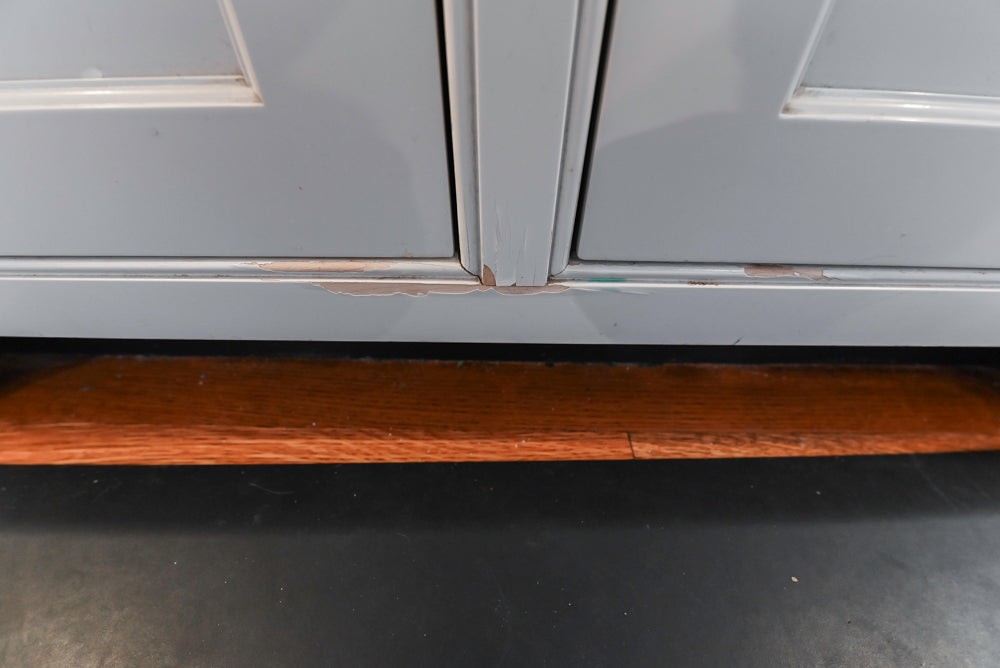 Traditional Large White Kitchen with Island, Desk Area & Appliances