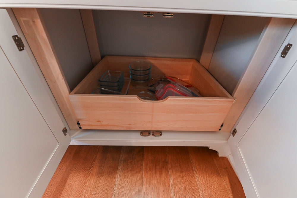 Traditional Large White Kitchen with Island, Desk Area & Appliances