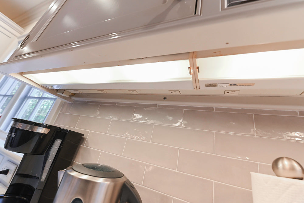 Traditional Large White Kitchen with Island, Desk Area & Appliances