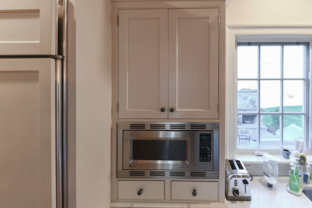 Traditional Large White Kitchen with Island, Desk Area & Appliances