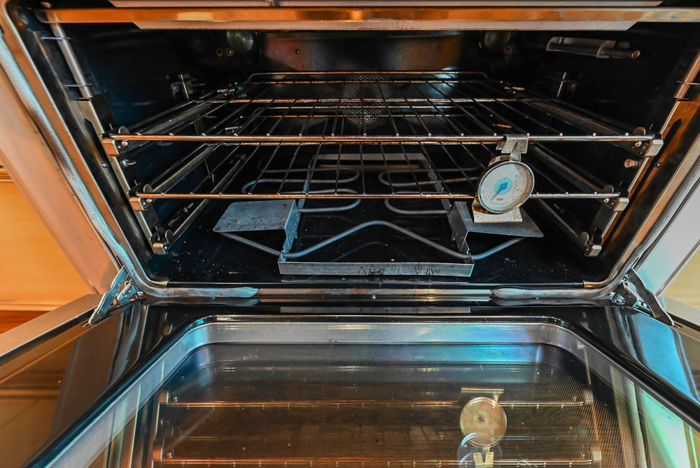 Traditional Light Brown Kitchen with Island, Appliances & Breakfast Area