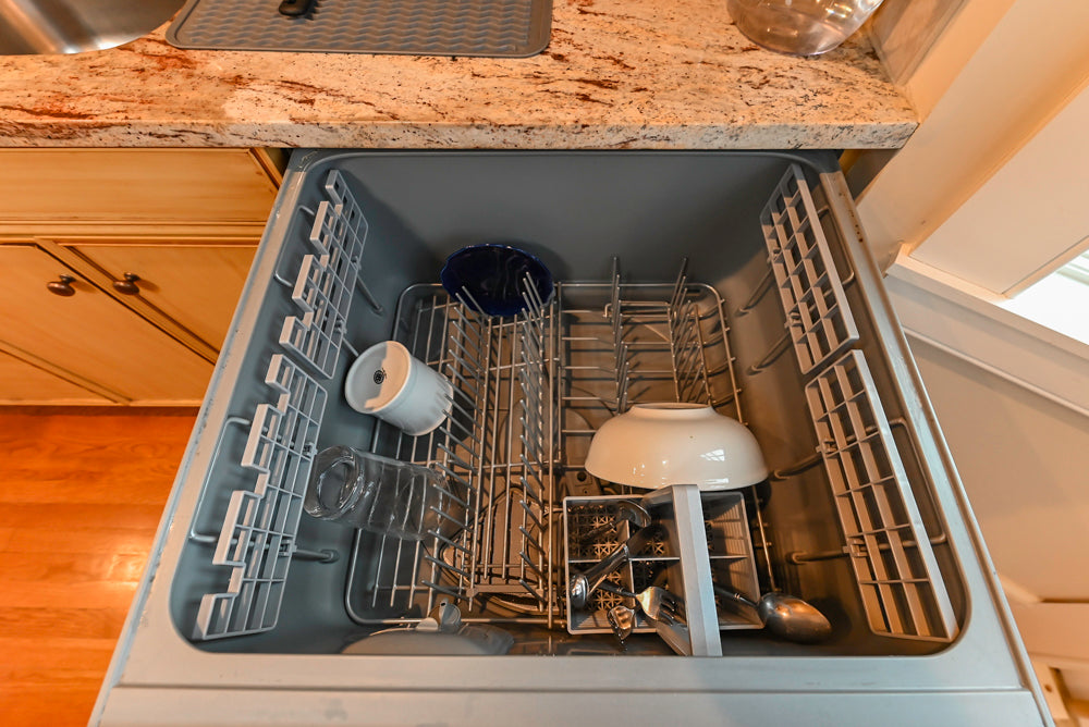 Traditional Light Brown Kitchen with Island, Appliances & Breakfast Area