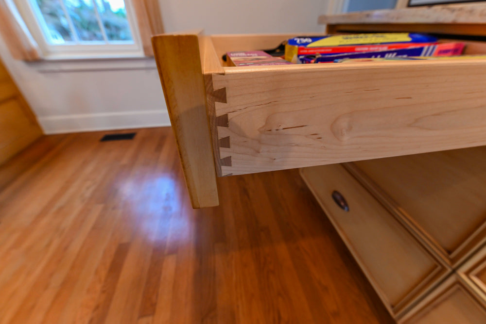 Traditional Light Brown Kitchen with Island, Appliances & Breakfast Area