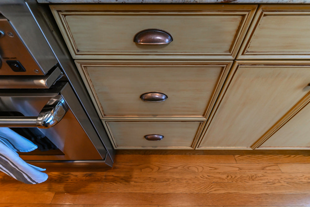 Traditional Light Brown Kitchen with Island, Appliances & Breakfast Area