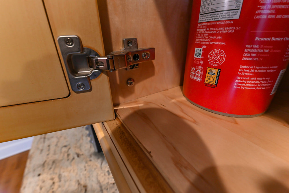 Traditional Light Brown Kitchen with Island, Appliances & Breakfast Area