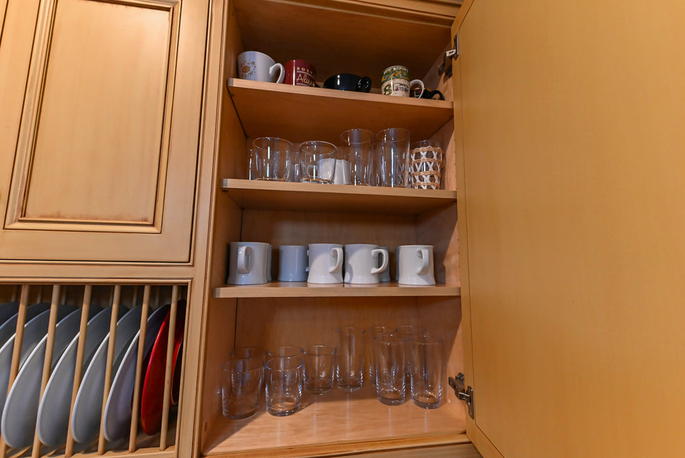 Traditional Light Brown Kitchen with Island, Appliances & Breakfast Area