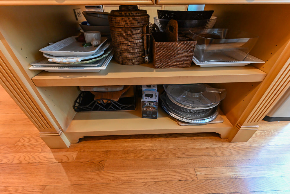 Traditional Light Brown Kitchen with Island, Appliances & Breakfast Area