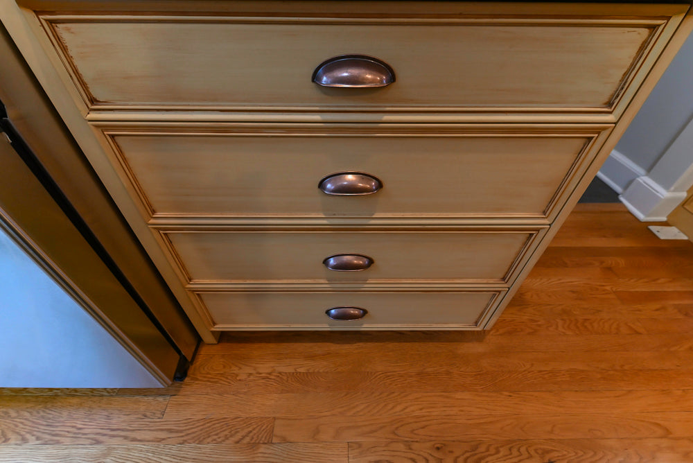 Traditional Light Brown Kitchen with Island, Appliances & Breakfast Area