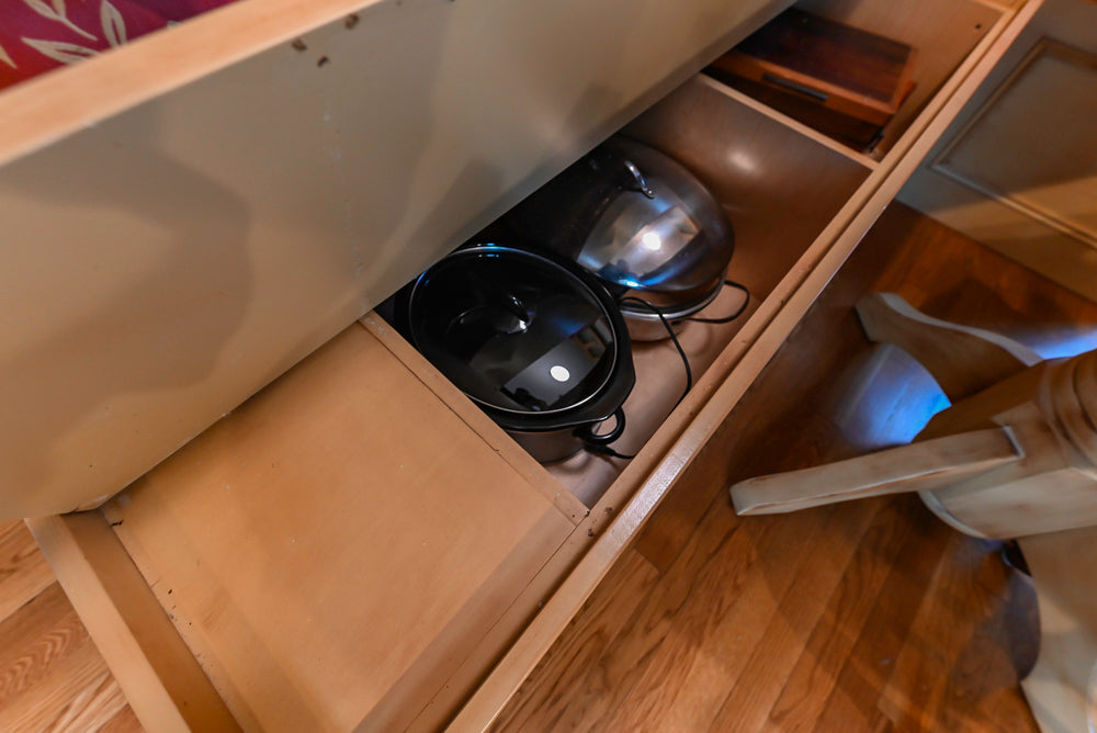 Traditional Light Brown Kitchen with Island, Appliances & Breakfast Area