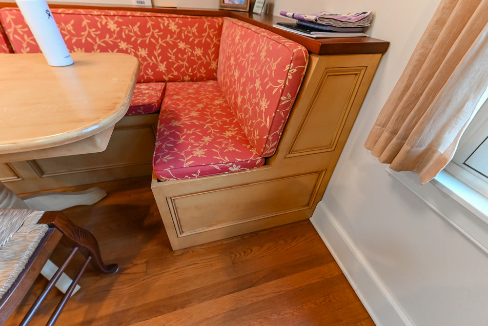 Traditional Light Brown Kitchen with Island, Appliances & Breakfast Area