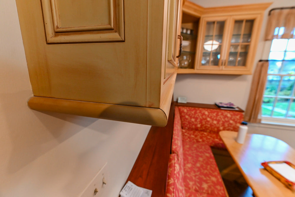 Traditional Light Brown Kitchen with Island, Appliances & Breakfast Area
