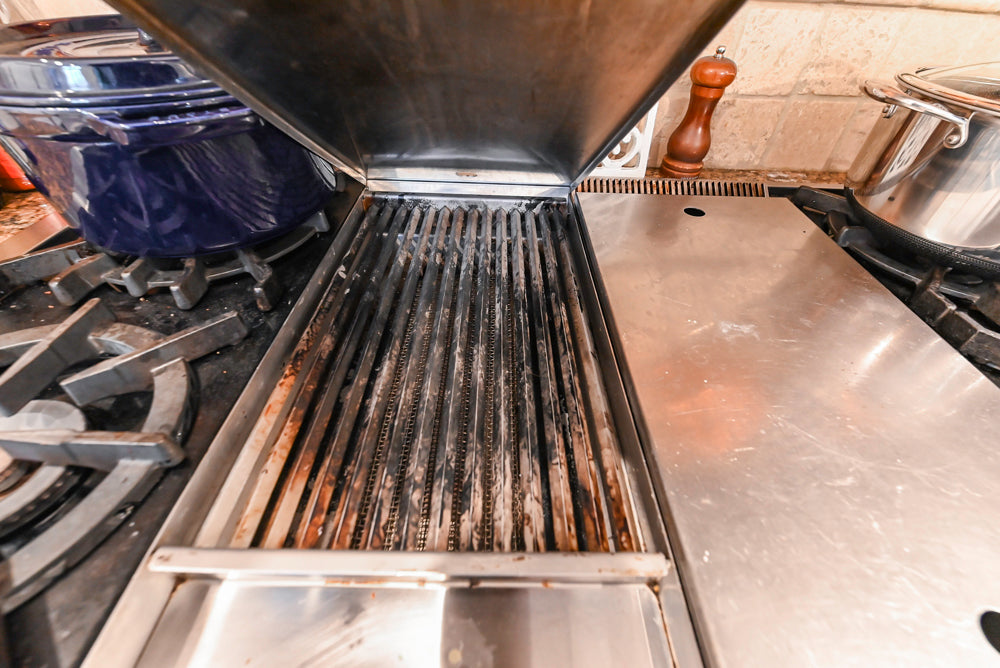 Traditional White Kitchen with Island, Granite Countertops & High-End Appliances