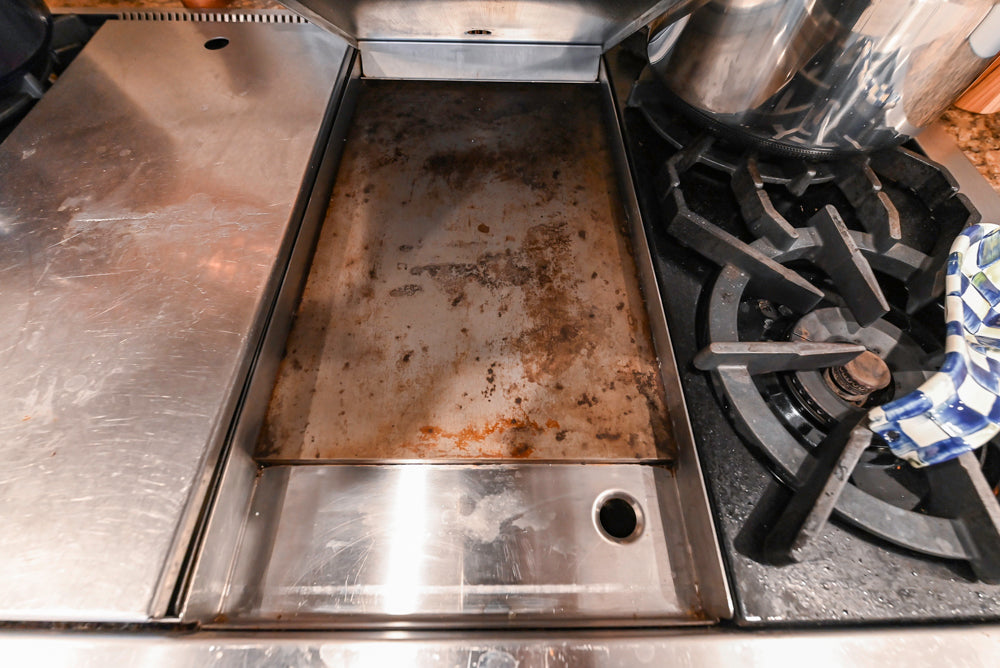 Traditional White Kitchen with Island, Granite Countertops & High-End Appliances